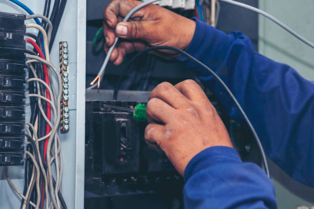Best Electrical Contractors for Businesses  in Green Forest, AR